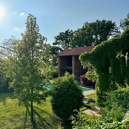 Cascina Coccione Villa